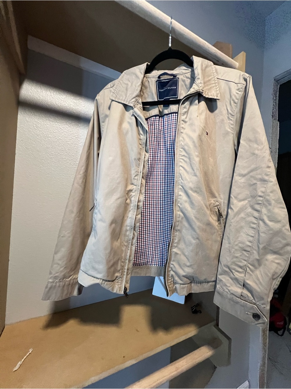 Tommy Hilfiger Men's Beige Lightweight Zip Jacket